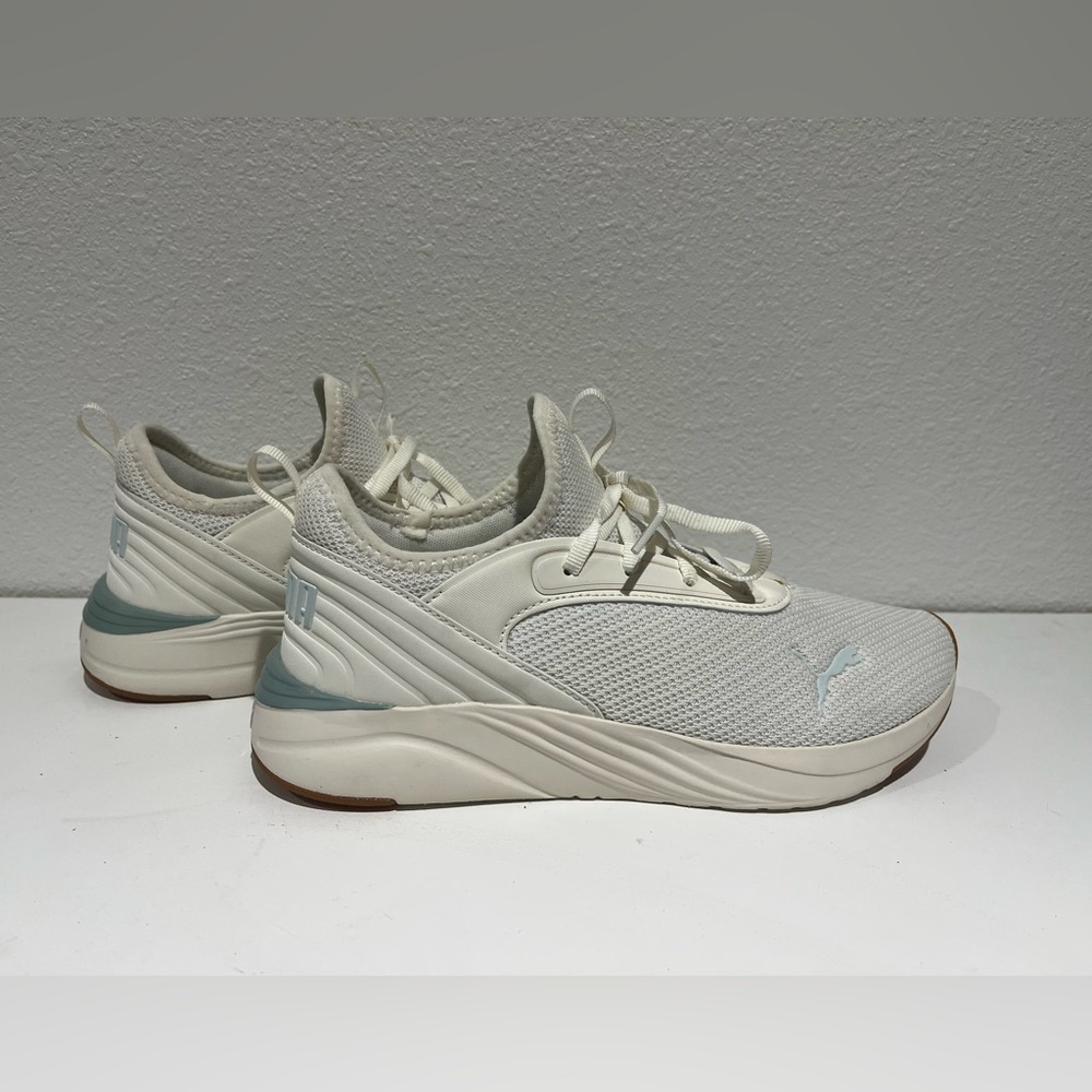 Puma Cream and Blue Athletic Shoes